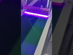 Aplicación de adhesivo UV para componentes electrónicos